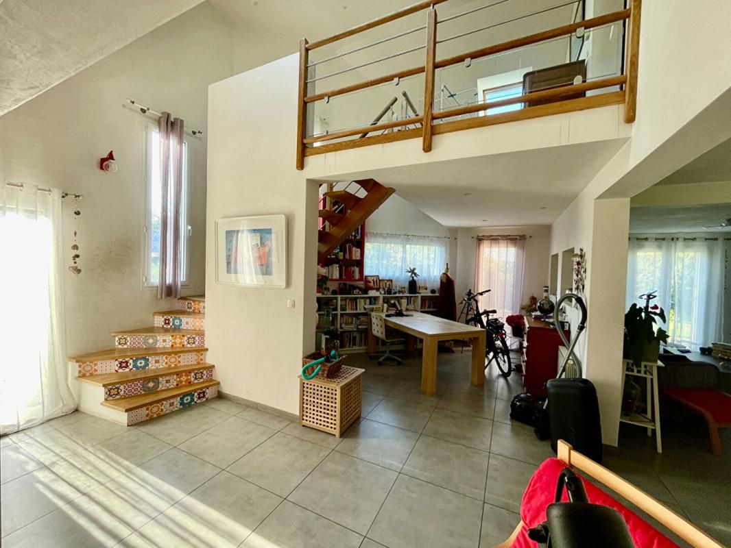 ANCENIS MAISON A VENDRE - ANCENIS-SAINT-GEREON - 7 pièces 182 m² 2