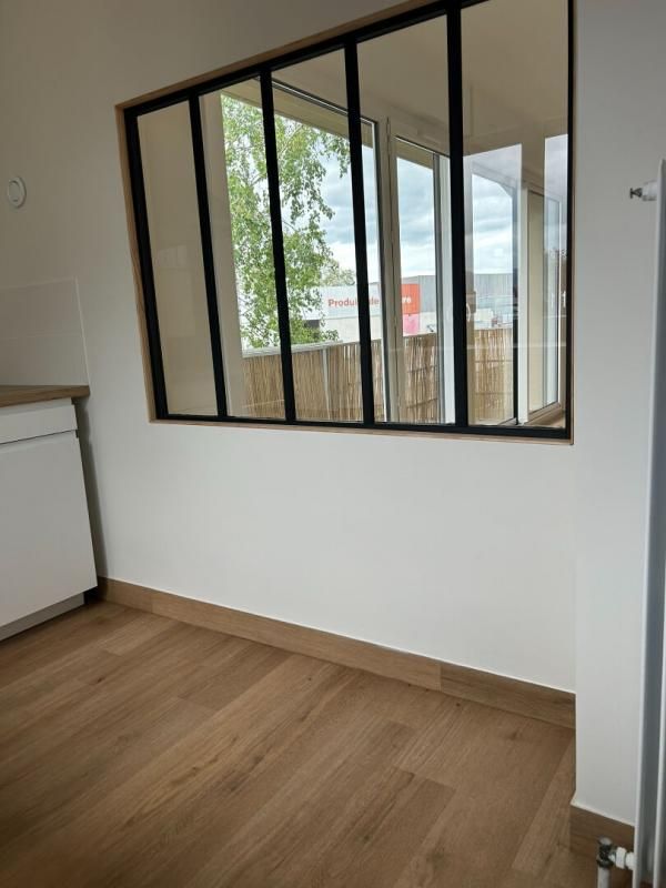 CLERMONT-FERRAND 63100 CLERMONT FERRAND - LOCATION BUREAUX 104 m² 3