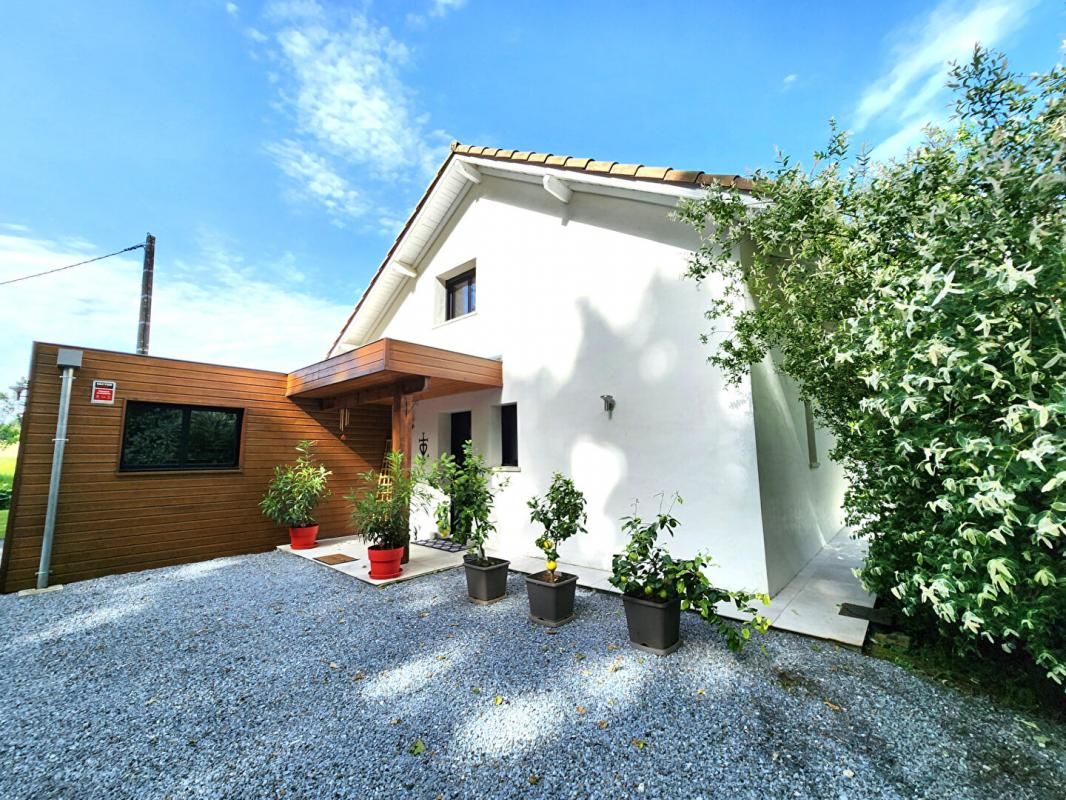 Maison 6 pièces 154m2 - Terrain 6900m²
