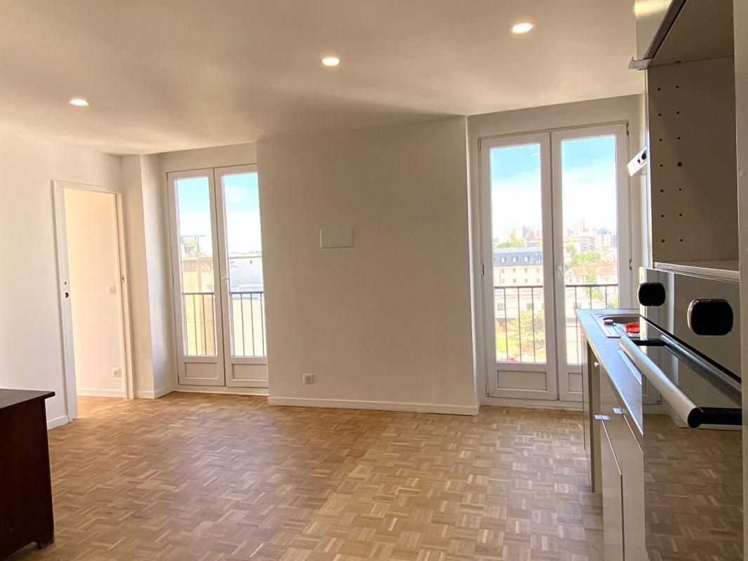 CHOISY-LE-ROI Appartement Choisy Le Roi 4 pièce(s) 75 m2 2