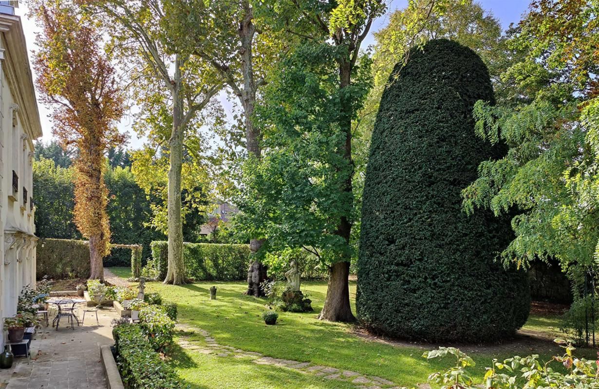 NEUILLY-PLAISANCE Demeure bourgeoise grand parc 8 pièces Neuilly-Plaisance (93360) 3