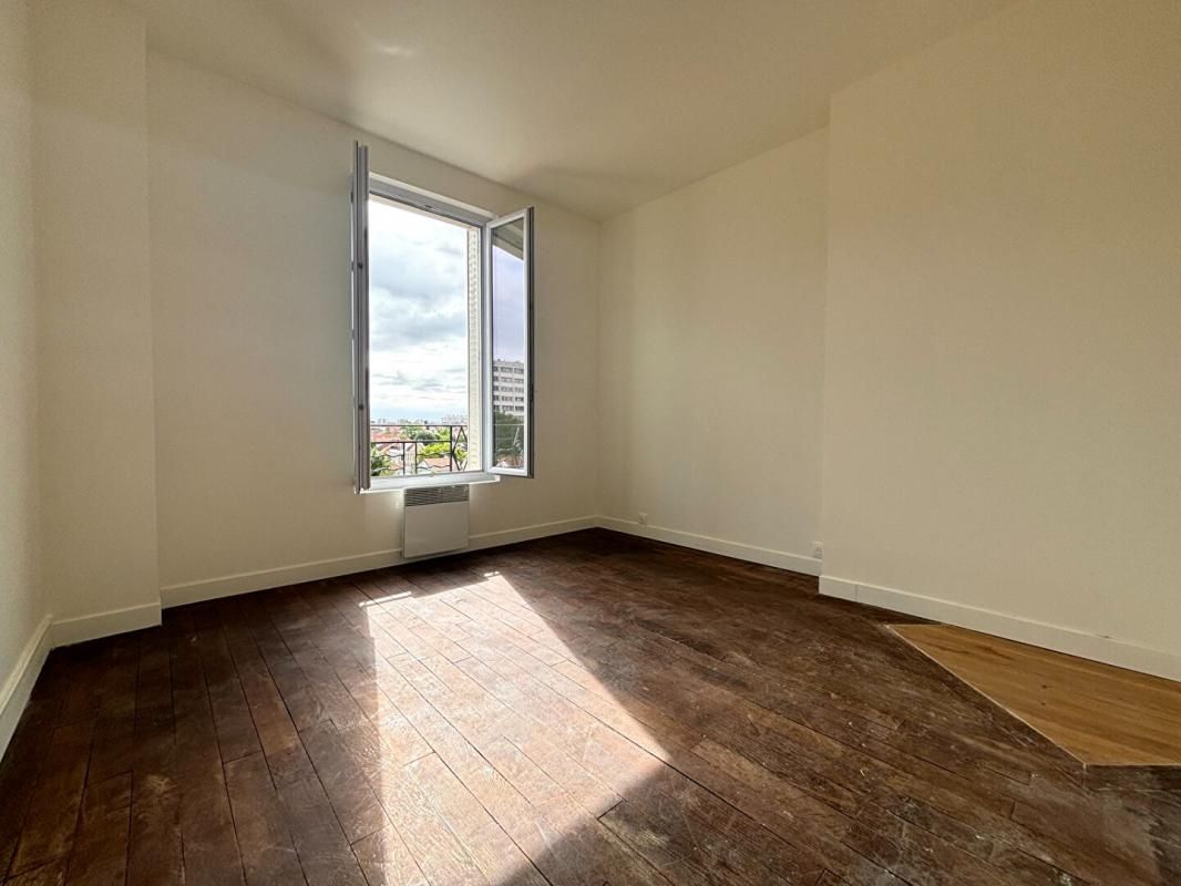 MAISONS-ALFORT Appartement Maisons Alfort 1 pièce quartier Charentonneau 1