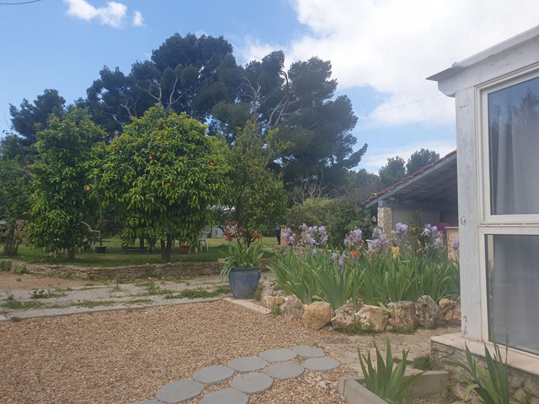 OLLIOULES 83190 Maison familiale 160 m2 sur terrain 2200 m² 1