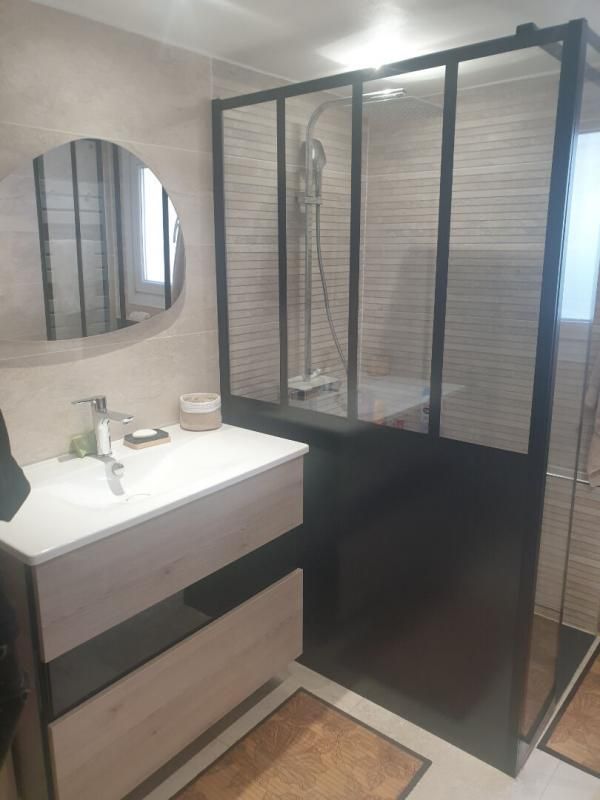 OLLIOULES 83190 Maison familiale 160 m2 sur terrain 2200 m² 4