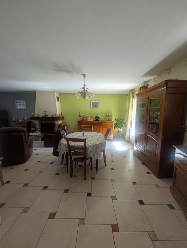 LA BREILLE-LES-PINS A VENDRE  49390 LA BREILLE LES PINS  MAISON 122 M²  AVEC GARAGE ET JARDIN 4