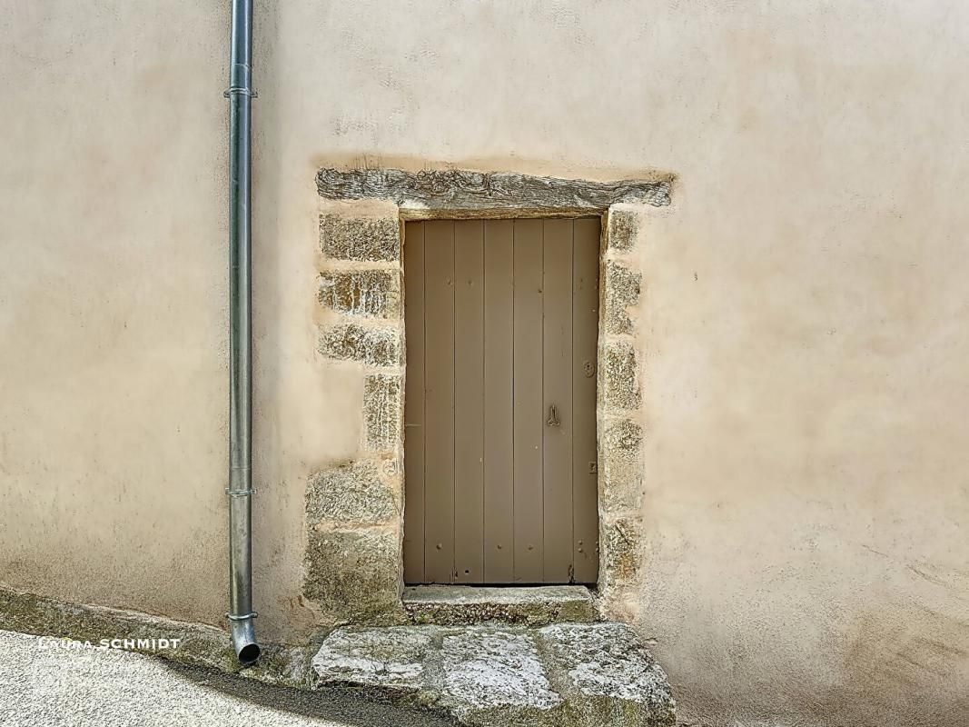 LA VERDIERE Maison de village 6 pièces avec terrasse tropézienne et garage double 3
