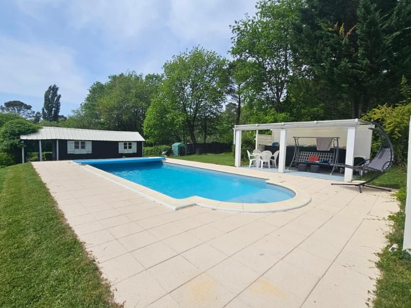 BASSILLAC Belle maison familiale de 207 m² avec studio indépendant, piscine et vaste terrain arboré 4