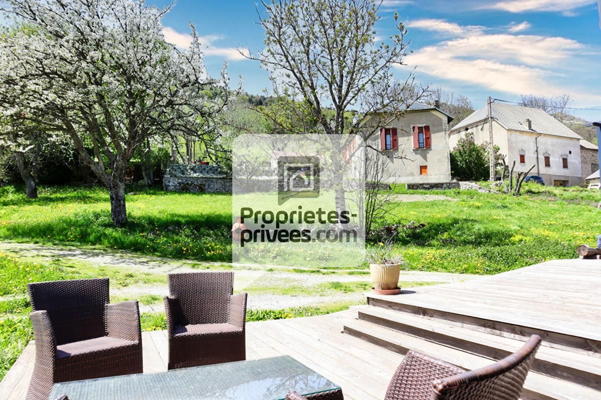 LUS-LA-CROIX-HAUTE Maison - Lus la Croix Haute - 8 pièces 185m² + 90m² d'Annexes 4
