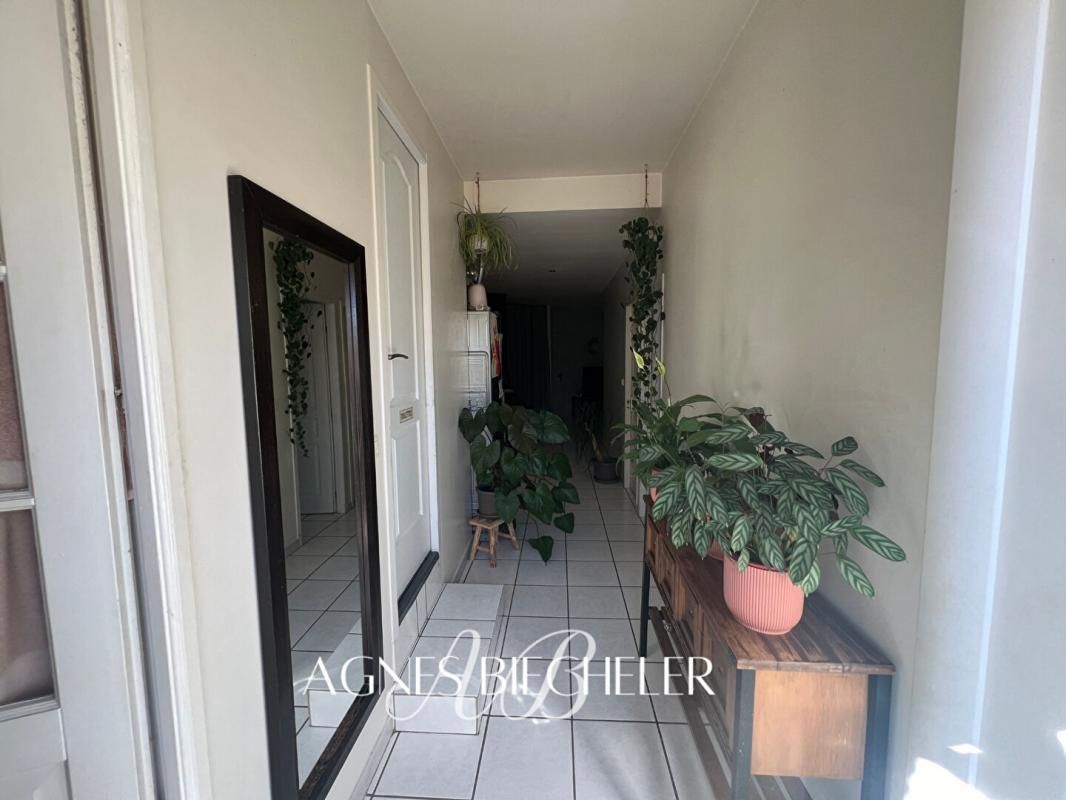 BAGES Immeuble 7 pièce(s) 175 m2 avec terrasse 4