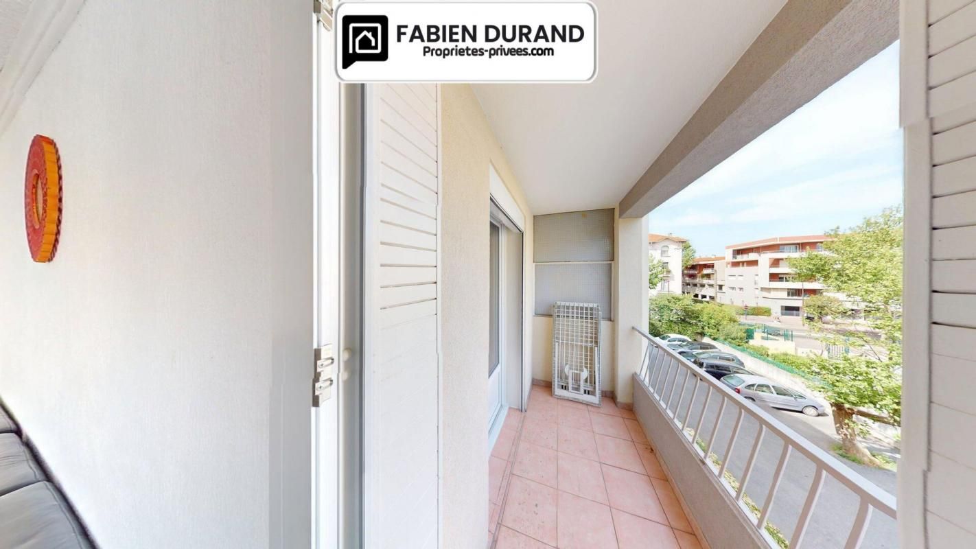 Appartement traversant, 3 pièces avec 2 chambres 56 m²