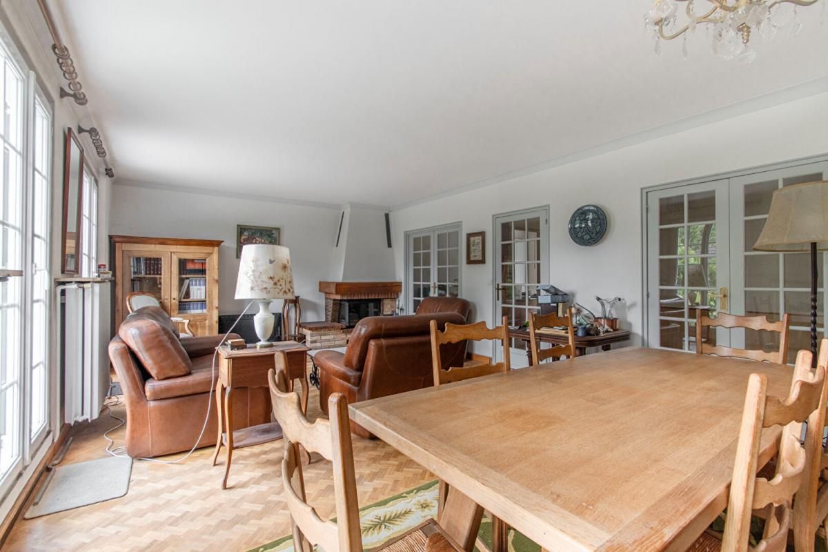 BRETIGNY-SUR-ORGE Maison Bretigny Sur Orge 7 pièce(s) 149 m2 3