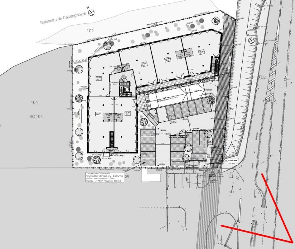 TEYRAN Local pour activités de services, professions libérales, ... de 125.81 m2 & 2 stationnements en extérieur + 3 parkings en sous-sol 3