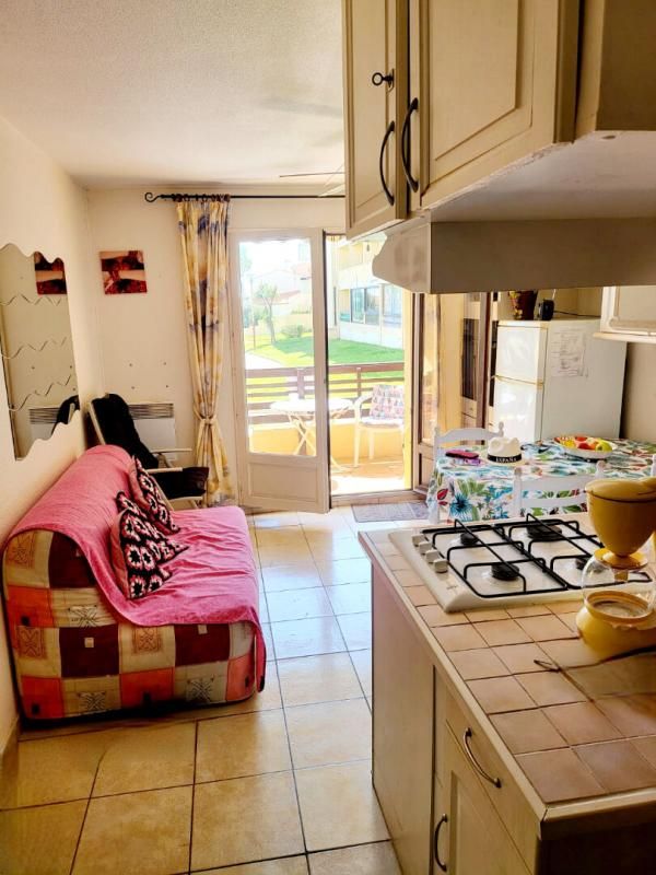 SAINT PIERRE LA MER Appartement T2 en RDC Saint Pierre La Mer 2