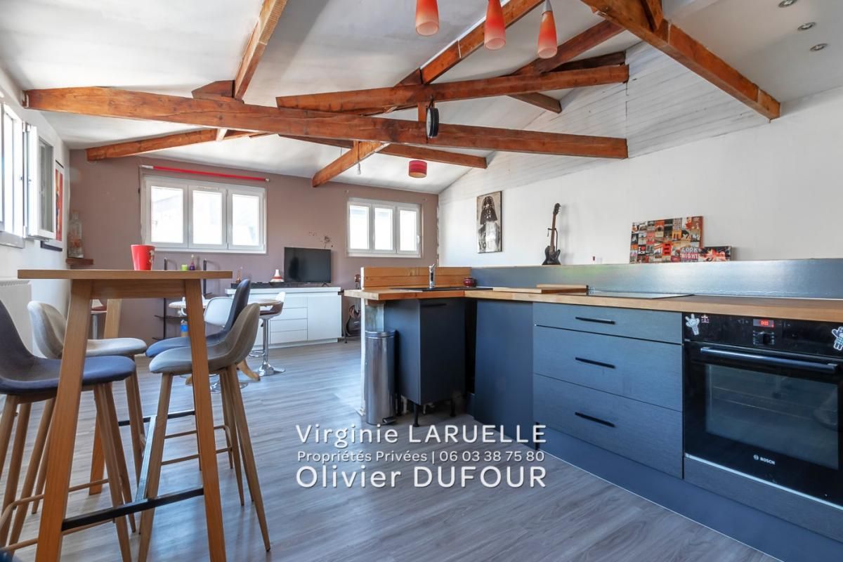 ROUEN Proche gare de Rouen, apartement T3 2 chambres en dernier étage 3