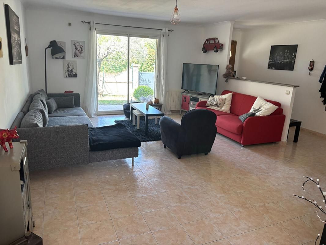 UZES Maison Uzes 5 pièce(s) 128 m2 3