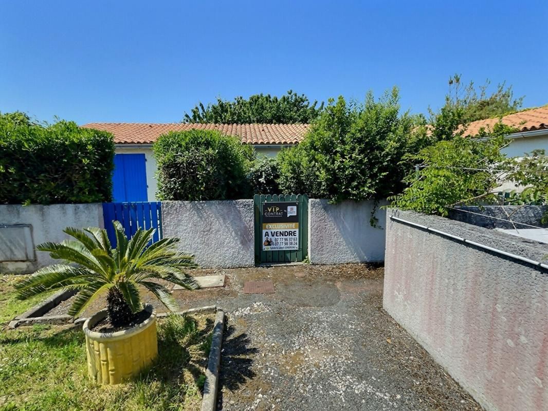 LA COTINIERE 17310 - Appartement T1 - La Cotiniere - 1 pièce(s) 17m2 avec extérieur -- Ile d'Oléron -- 1