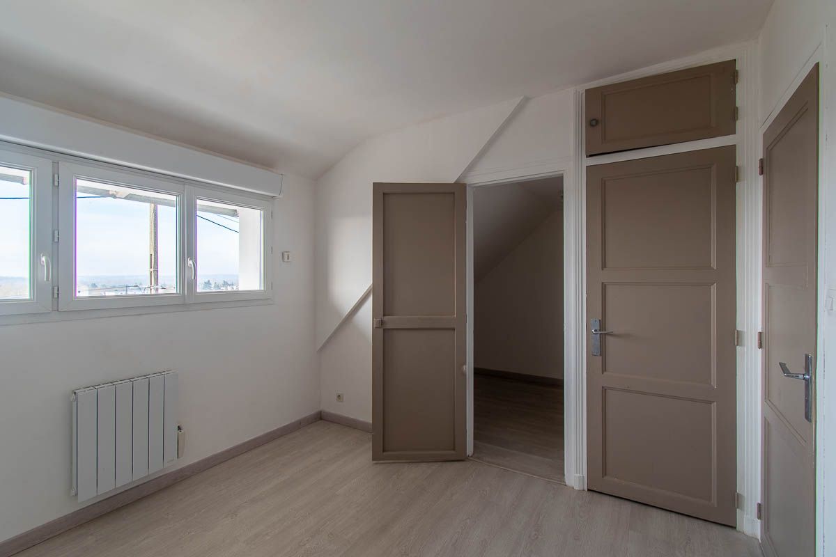 VIERZON Maison Vierzon 6 pièce(s) 102 m2 4