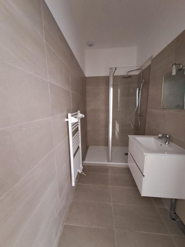CHALONS-EN-CHAMPAGNE Appartement Chalons En Champagne 2 pièce(s) 44 m2 3
