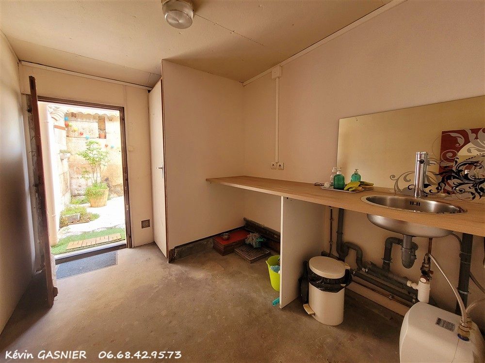 ANGOULEME ANGOULEME (16000) : Maison de 49m2 avec cour 3