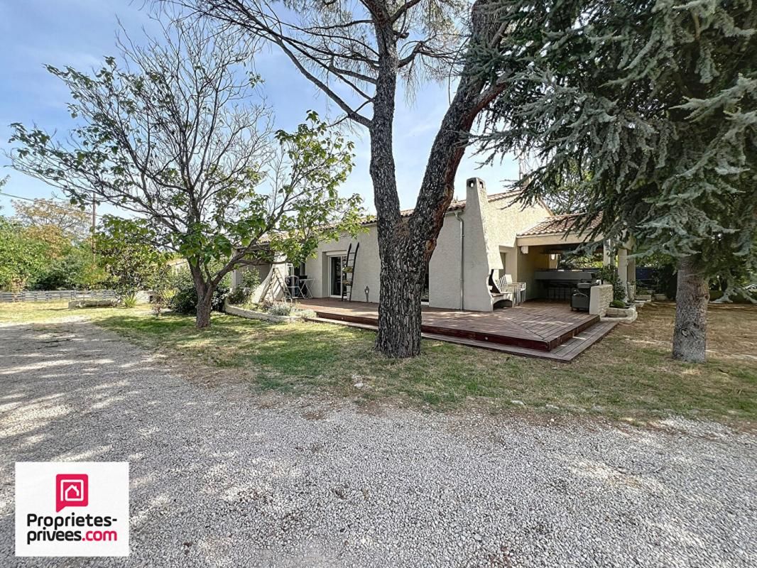 RIANS RIANS VILLA T7 200 M² AVEC PISCINE SUR 2200 M² CLOS 2