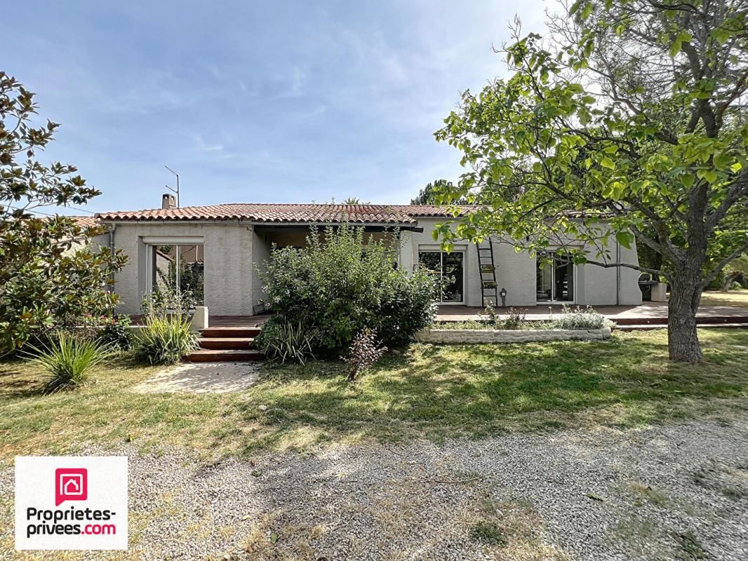 RIANS RIANS VILLA T7 200 M² AVEC PISCINE SUR 2200 M² CLOS 4