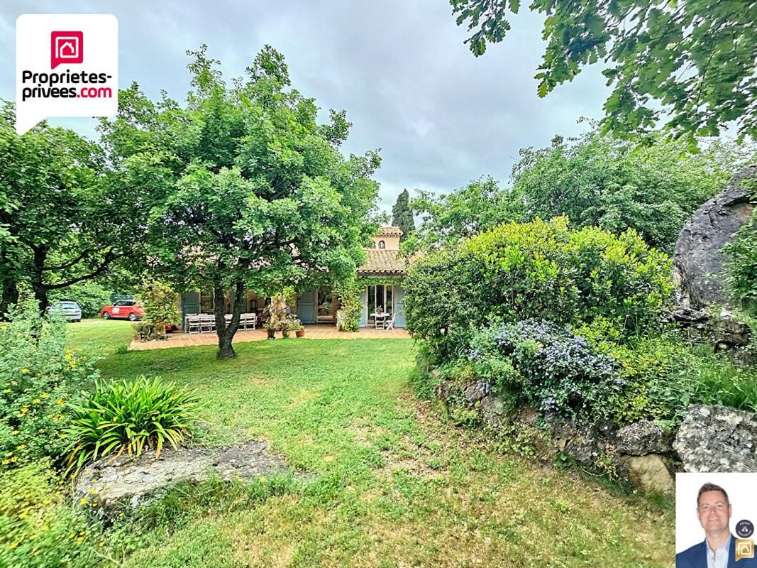 Villa Saint Cezaire Sur Siagne 5 pièces 133 m2