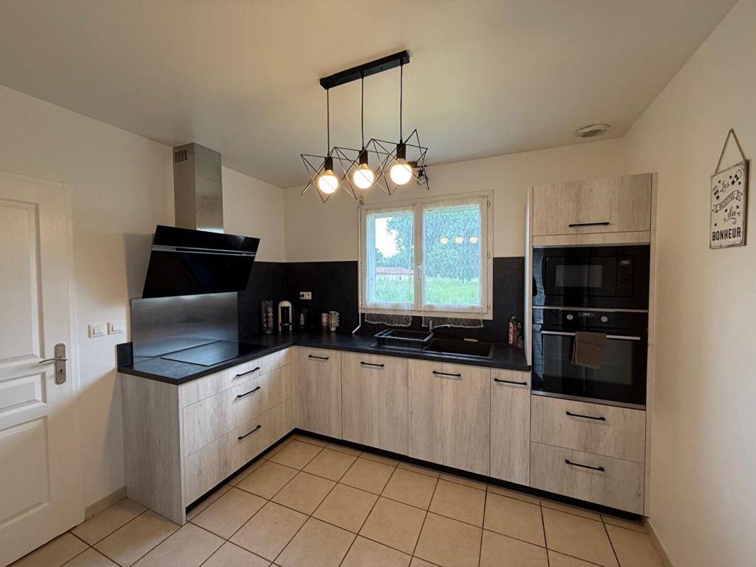 CAZERES-SUR-L'ADOUR Maison 4 pièce(s) 87 m2 4