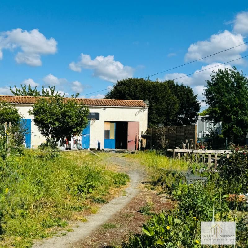 BASSE-GOULAINE Maison de plain-pied 40m2 avec garage Basse-Goulaine 2