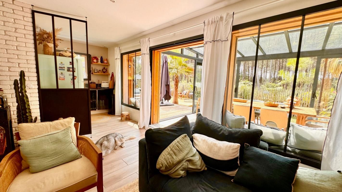 LEGE-CAP-FERRET EXCEPTIONNEL AVEC JARDIN, JACUZZI et VUE FORÊT !!! 4