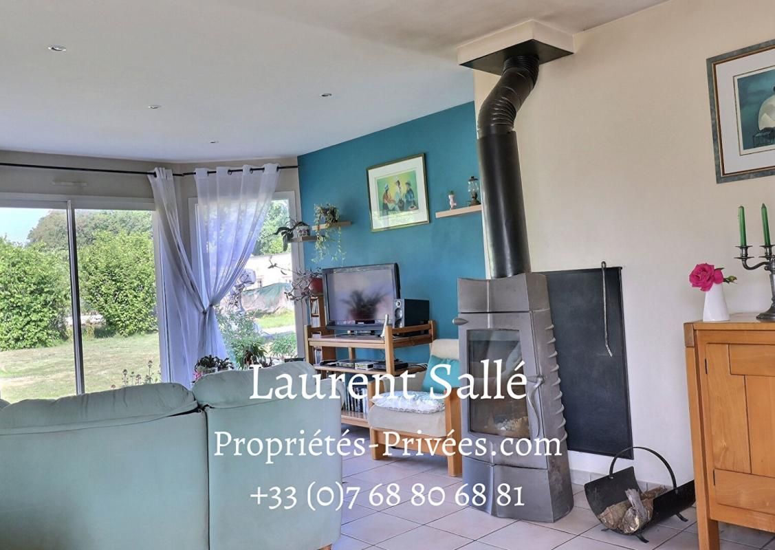 LES FOUGERETS Maison familiale de 7 pièce(s) 156 m2 3