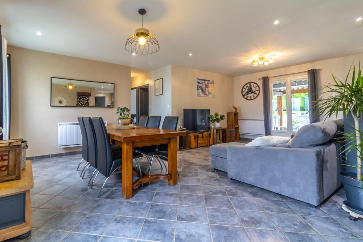 SAINT-LOUP Maison Saint Loup 5 pièce(s) 86.8 m2 2