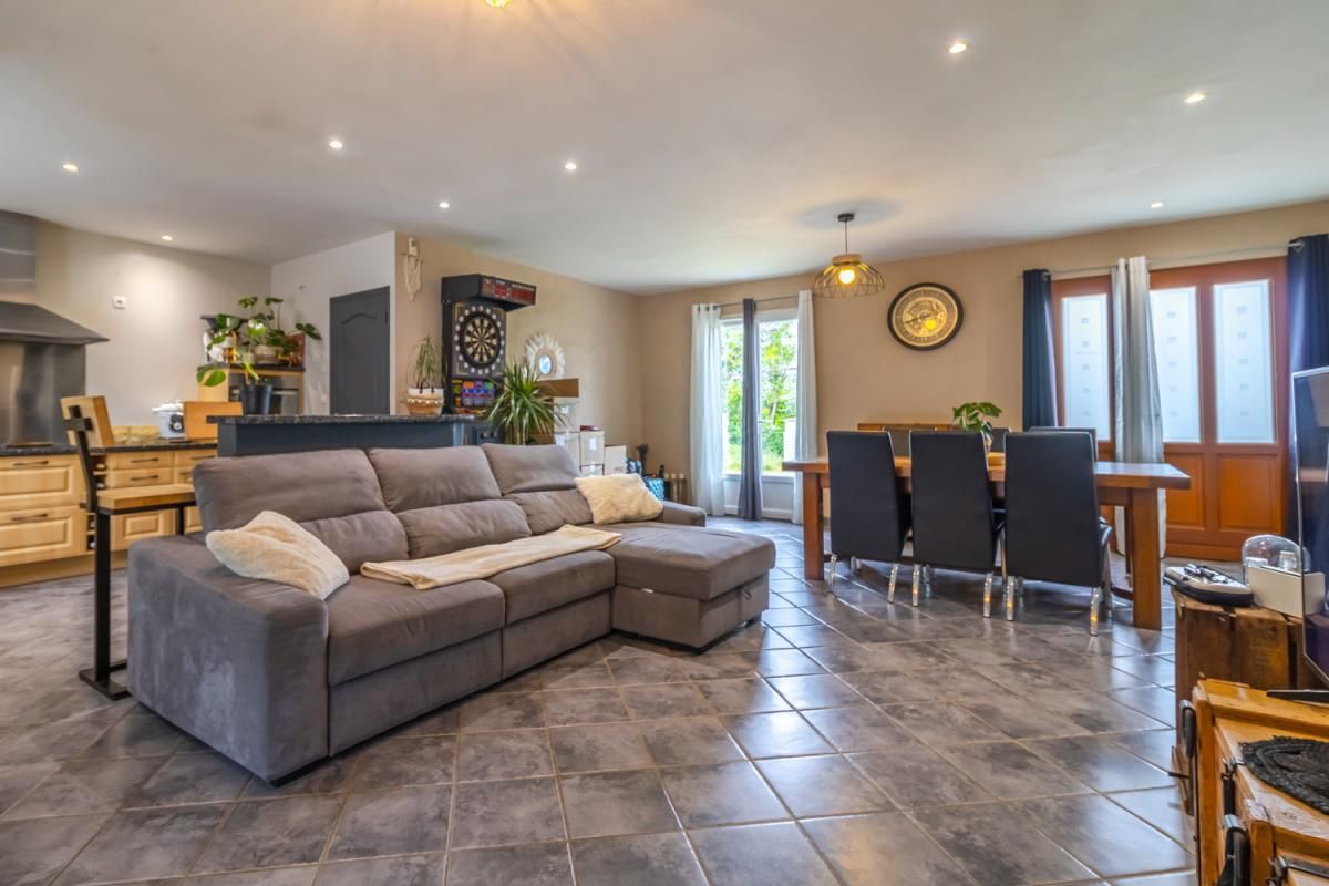 SAINT-LOUP Maison Saint Loup 5 pièce(s) 86.8 m2 3
