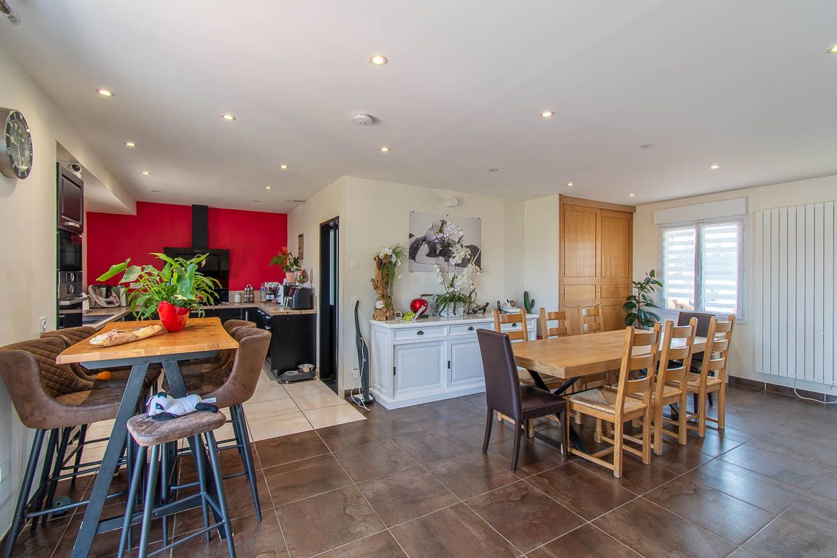 MEREAU Maison Mereau 5 pièce(s) 134.6 m2 4
