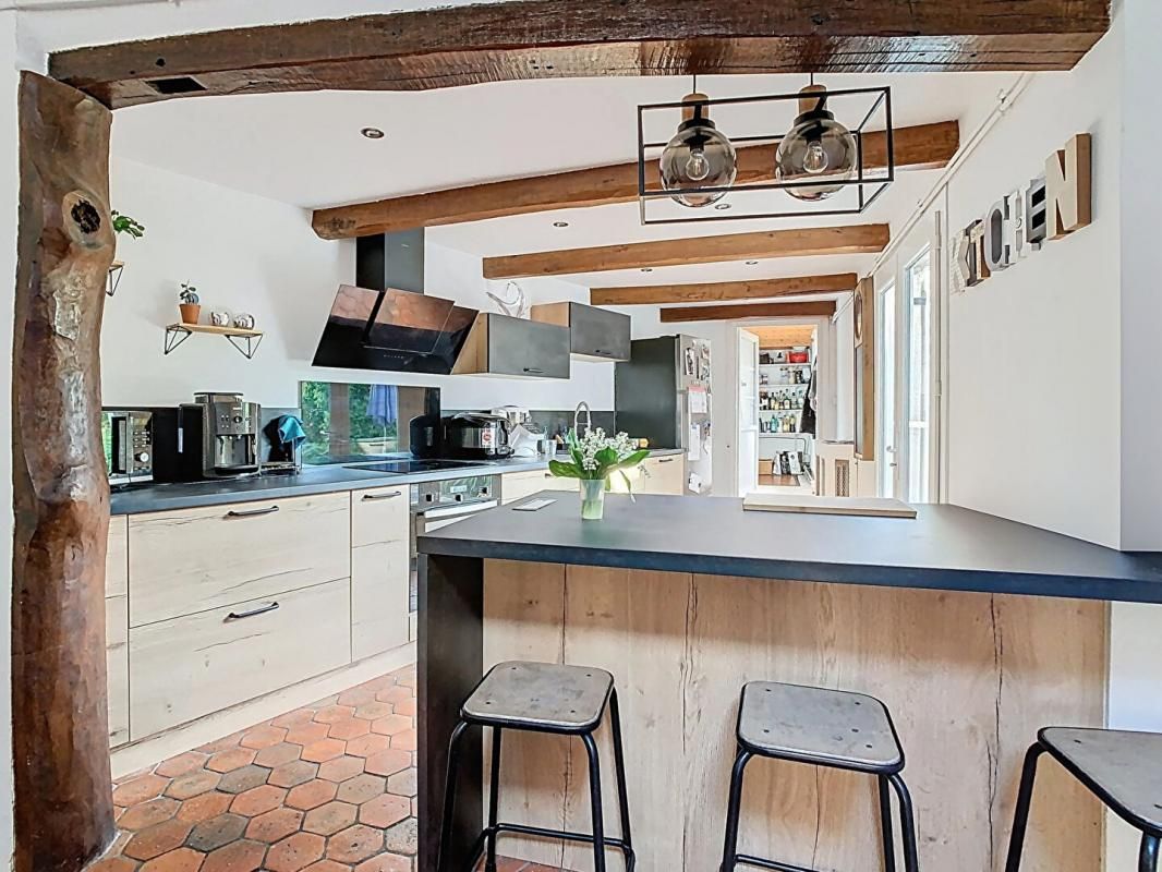 LIANCOURT LONGERE - 206M² - 4 CHAMBRES - GARAGE - JARDIN - 60140 LIANCOURT 4
