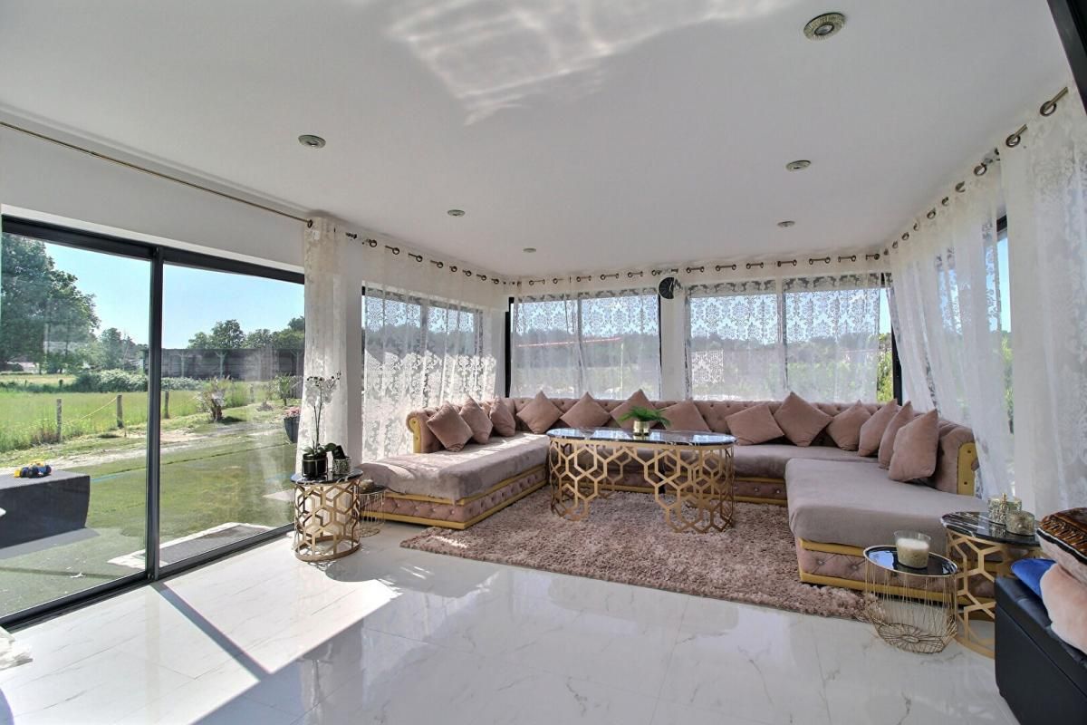 LUDON-MEDOC Spacieuse maison familiale avec piscine et vue nature 3