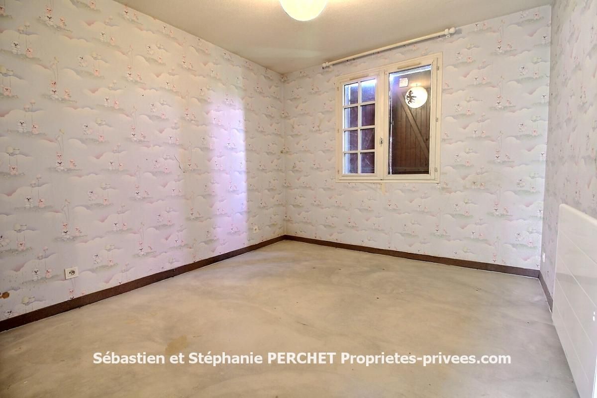 TERMINIERS Maison Familiale 3 Chambres avec Sous-sol, Jardin et Potentiel d'Aménagement 116 m2 4