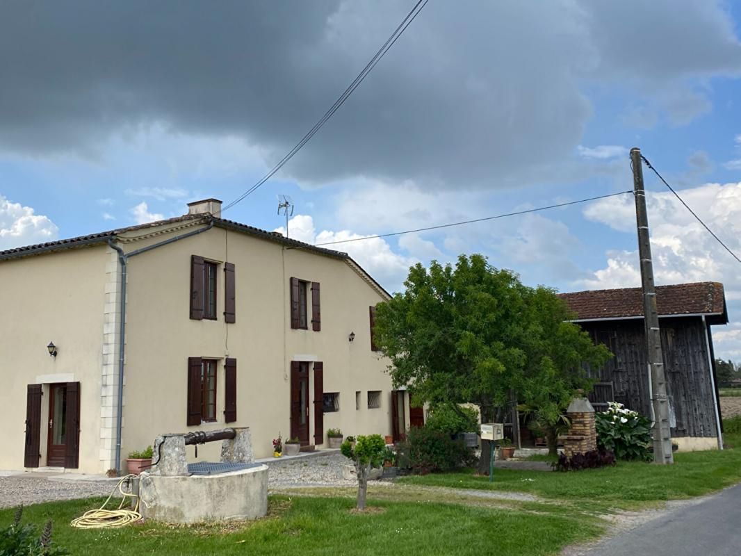 BIEUJAC Authentique Ferme en Pierre au Coeur des Vignobles, Terrain 6000 m² 1