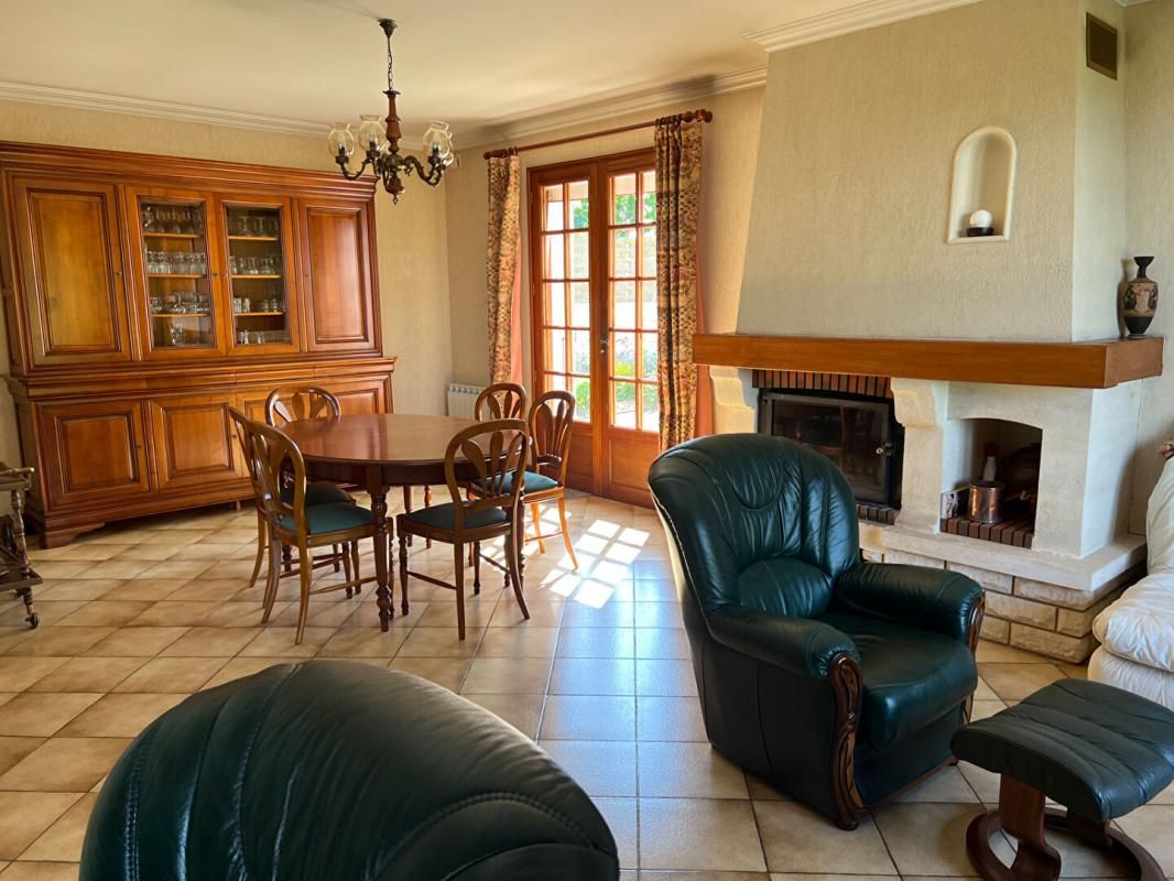 NANTEUIL Maison Nanteuil 5 pièce(s) 128 m2 4