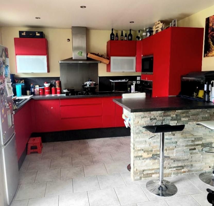 SAINT-AUBIN-SUR-GAILLON Saint Aubin Sur Gaillon (27600) Maison d'habitation de 97 m2 - 3 chambres sur 1.000 m2 de terrain plat - Prix : 259.500 4