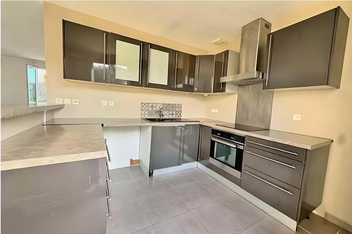FIGANIERES Maison Figanieres 5 pièces 100 m2 4