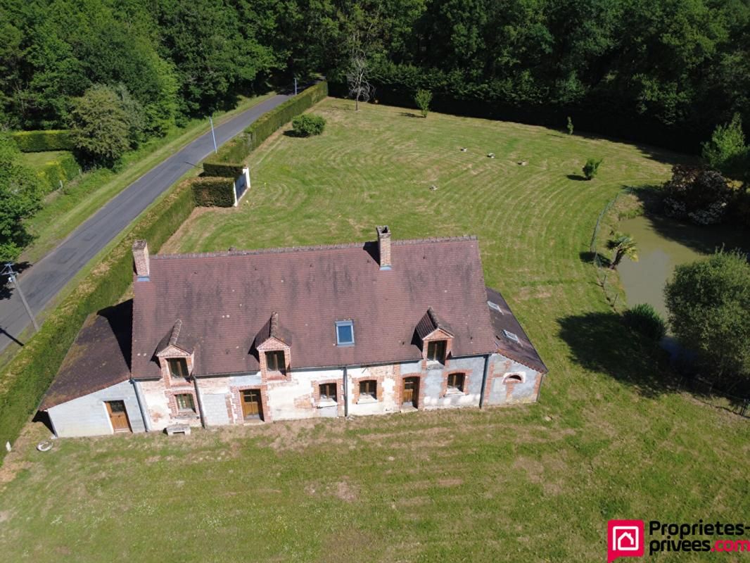 LE MOULINET-SUR-SOLIN Fermette et grange traditionnelles - Le Moulinet Sur Solin 7 pièce(s) 185 m2 3