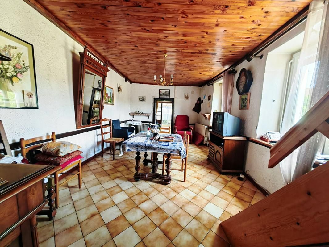 MARIGNA-SUR-VALOUSE Maison Marigna Sur Valouse 3 pièce(s) 80 m2 4