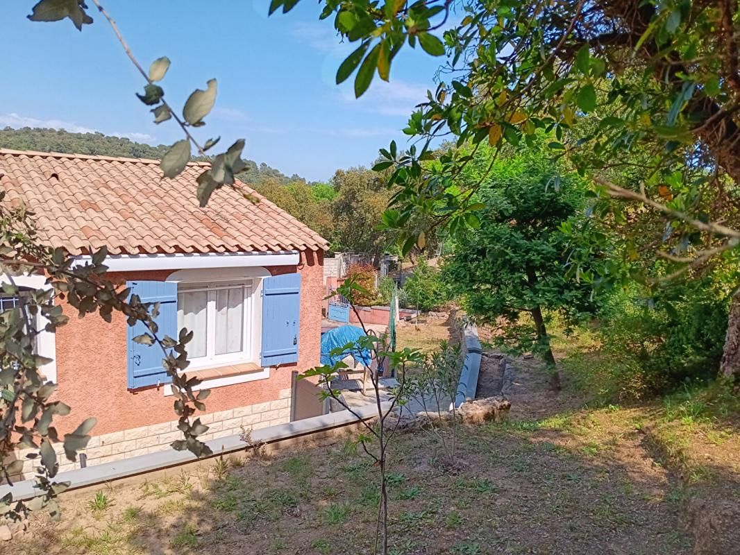 Maison Vidauban 5 pièce(s) 110M²