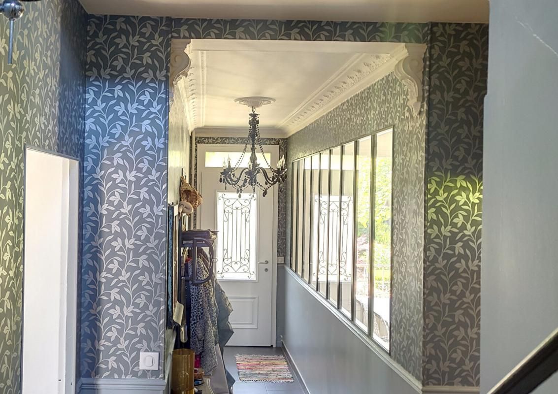 COMBS-LA-VILLE 77380- Maison de caractère 1903- 6 pièces- 139 m² 2
