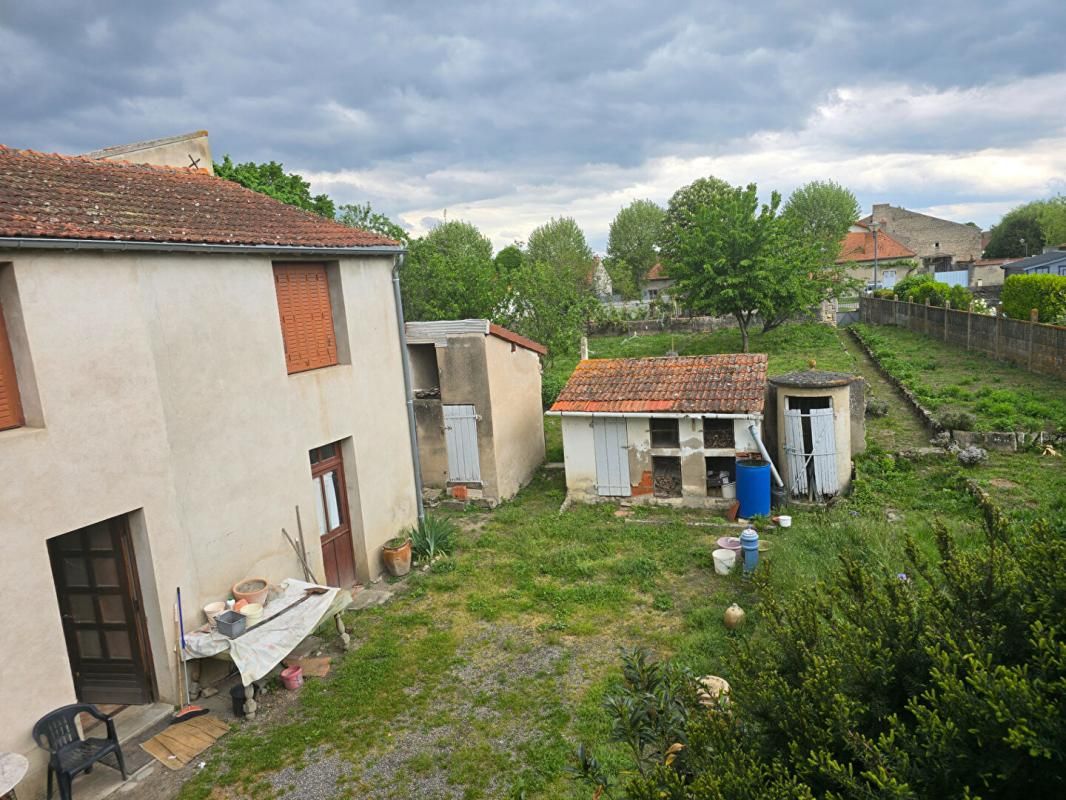 ESCUROLLES 2 Maisons Escurolles 10 pièce(s) 210 m2 3