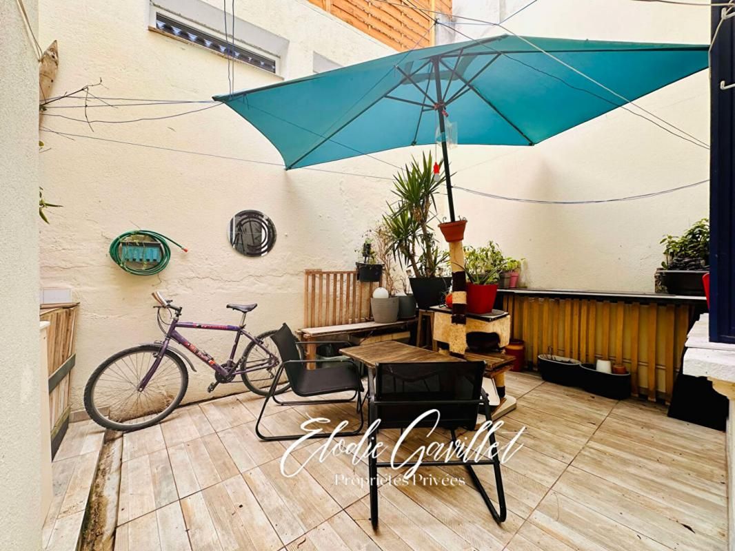 LIMOUX Maison de ville avec extérieur Limoux 102 m2 1