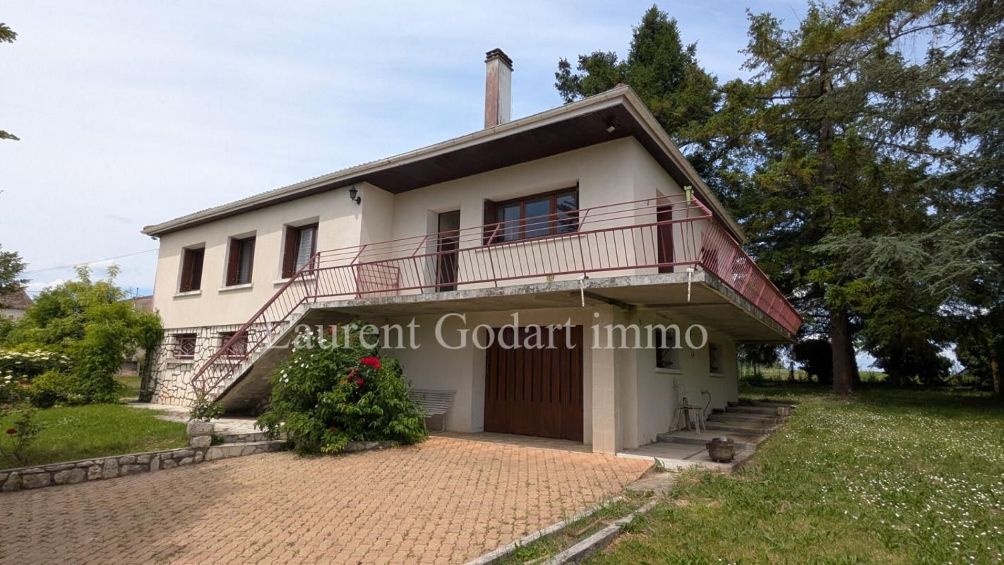 EYMET Maison de 105m² avec 4 chambres, gîtes et dépendances 3