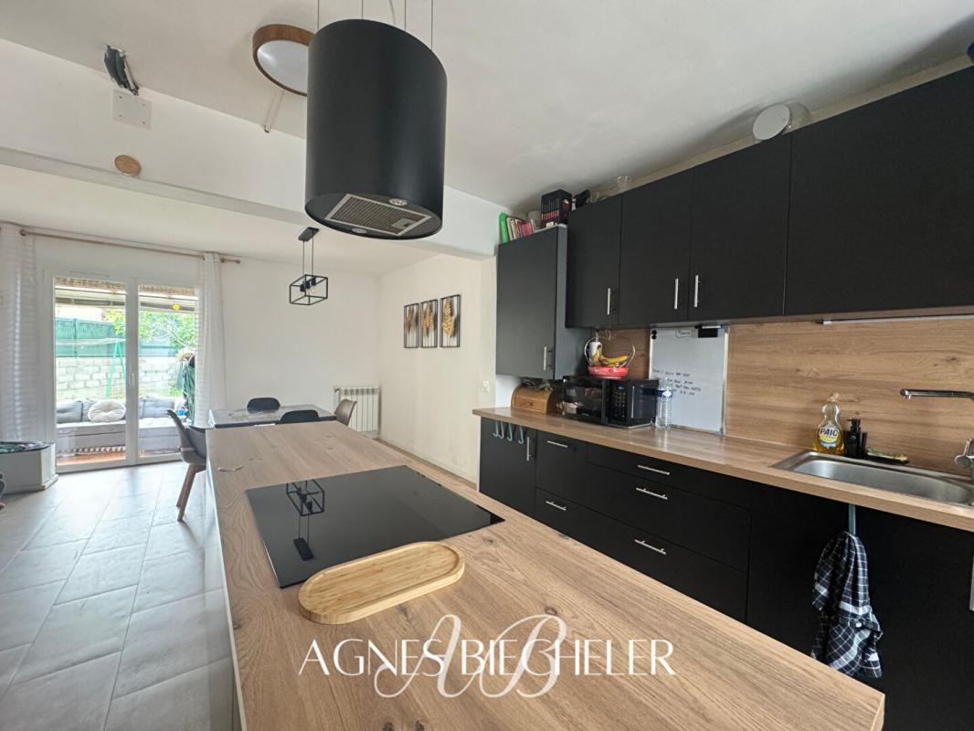 Maison 4 pièce(s) 76 m2 avec véranda et garage