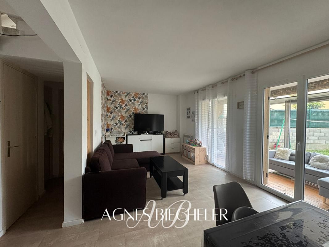 POLLESTRES Maison 4 pièce(s) 76 m2 avec véranda et garage 3