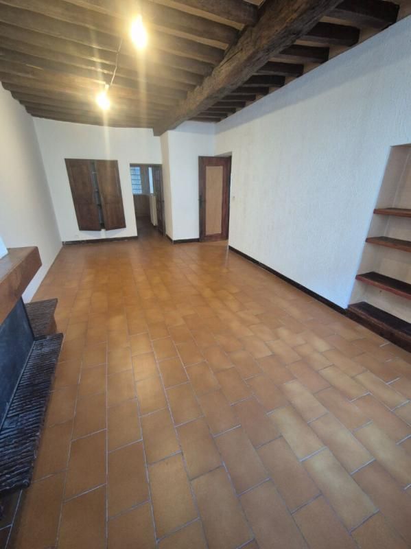 EBREUIL Maison de Bourg 4
